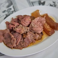 สมพร ราชวัตร ก๋วยเตี๋ยวเนื้อ