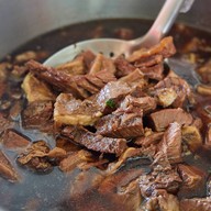 สมพร ราชวัตร ก๋วยเตี๋ยวเนื้อ