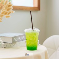 White House Cafe' Chainat