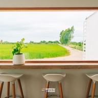 White House Cafe' Chainat