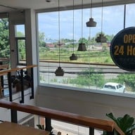Ruma Cafe & Co- Working Space โครงการต้นเงิน พิษณุโลก