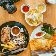 ชา-ปัง dessert&cafe -
