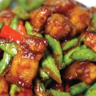 ครัวคุณนาย ก๋วยเตี๋ยวไก่มะระ กะเพราถาดยักษ์ ครัวคุณนาย