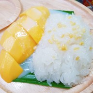 เมนูของร้าน ฉุยฉาย (ข้าวเหนียวมะม่วง & ขนมหวาน)