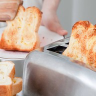 Crumbs (ครัมส์) PUNN Tower