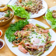 คั่วไก่ไข่ลาวา หาดใหญ่ KUAKAI KAILAVA