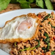 ร้านกับข้าวหน้าบ้าน