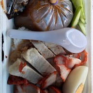 ร้านข้าวหมูแดง เจ๊ไหม พระราม 3