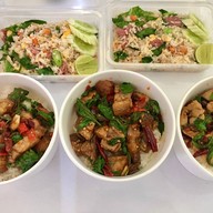 โคตรกะเพราอิ่มพุง