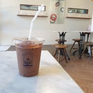 Blue Dye Cafe Sukhumvit 36