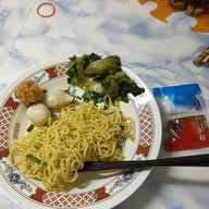 เต็งไต๋ใช้ฮวด (ก๋วยเตี๋ยว ลูกชิ้นปลา ลูกชิ้นกุ้ง เย็นตาโฟ) บางจาก