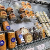 แซง-เอ-ตัวล ดิเอ็มโพเรี่ยม ชั้น 5