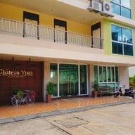 chateau vista serviced apartment