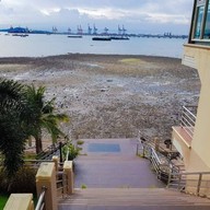 chateau vista serviced apartment