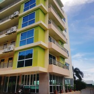 chateau vista serviced apartment