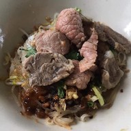นายป๊อบไม่ต้องเติม ก๋วยเตี๋ยวเนื้อ,หมู