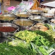 ร้านโจ้กุ้งน้ำพริกผักลวก(กิมหยง)