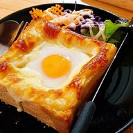 ชา-ปัง dessert&cafe -