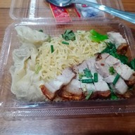 เมนูของร้าน ราชาบะหมี่ ไร่ขิง42