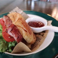 เมนูของร้าน DUDE CAFE & BISTRO