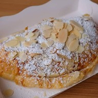 เมนูของร้าน ครัวซองต์ Dela croissant Phaholyothin Saphanmai สาขา 13