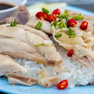 ก๋วยเตี๋ยวไก่มะระ เสี่ยบาสไก่มะระ ( ก๋วยเตี๋ยวไก่มะระ ข้าวมันไก่ ก๋วยเตี๋ยว อาหารตามสั่ง  ) สาขา 1 สี่แยกโฮมพลัส