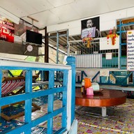 ก๋วยเตี๋ยวขัดสมาธิ