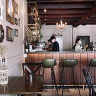 บรรยากาศ DUDE CAFE & BISTRO