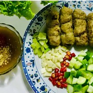 แหนมเนือง อาหารเวียดนาม  Red Cos