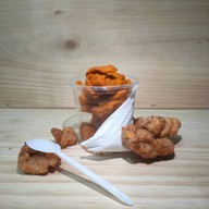 เมนูของร้าน ร้านไก่ทอสไม่อั้น - ไก่เขย่า เฟรนช์ฟรายส์ และของกรุบๆมากมาย