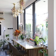 บรรยากาศ Charms cafe’