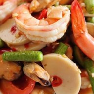 ครัวอีสานแซ่บนัว+น้ำแข็งใส