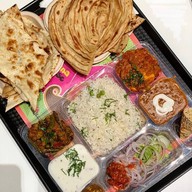Honest Indian Food -โอเนส อินเดียนฟูด มัง ราชปรารภ 2-4