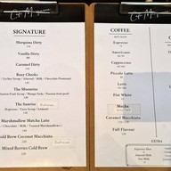 Cafe Marquina คาเฟ่ มาคิวนา