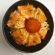 Tama Japanese Restaurant ทามะ