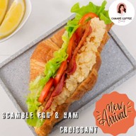 Canapé Dessert & Coffee ตำบลบางแม่นาง