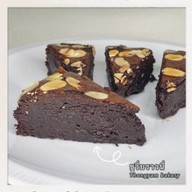 ทองแย้มเบเกอรี่