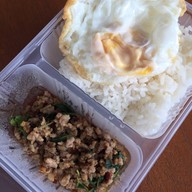 Family cafe แฟมิลี่ คาเฟ่