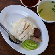 ร้านมันส์ไก่ มทส.ประตู 1