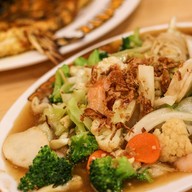 D’Penyetz & D’Cendol Clayton