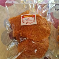 เจ๊พร ปลาหมึกย่าง หน้านครสโตร์ ท่ารั้ว