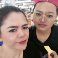 ขนมเบื้องร้านการ์ตูนในตลาดเทศบาล