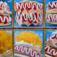 ขนมเบื้องร้านการ์ตูนในตลาดเทศบาล