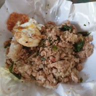 เมนูของร้าน ข้าวบึ้ม ตลาดบางกอกน้อย