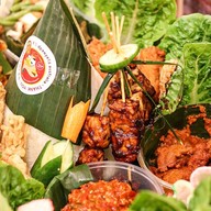 D’Penyetz & D’Cendol Clayton