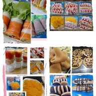 ขนมเบื้องร้านการ์ตูนในตลาดเทศบาล