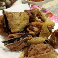 เมนูของร้าน ครัว เอกขะเหนก หินกอง 1