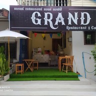 หน้าร้าน Grand Restaurant & Coffee