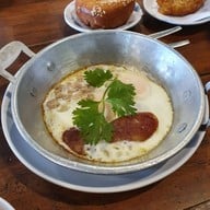 หาดใหญ่ติ่มซำ ณ ศรีราชา & ก๋วยเตี๋ยวเรือทองแท้ ศรีราชา