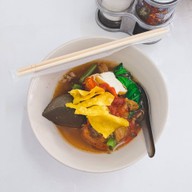 เมนูของร้าน ป้าฉลวยผัดไทย